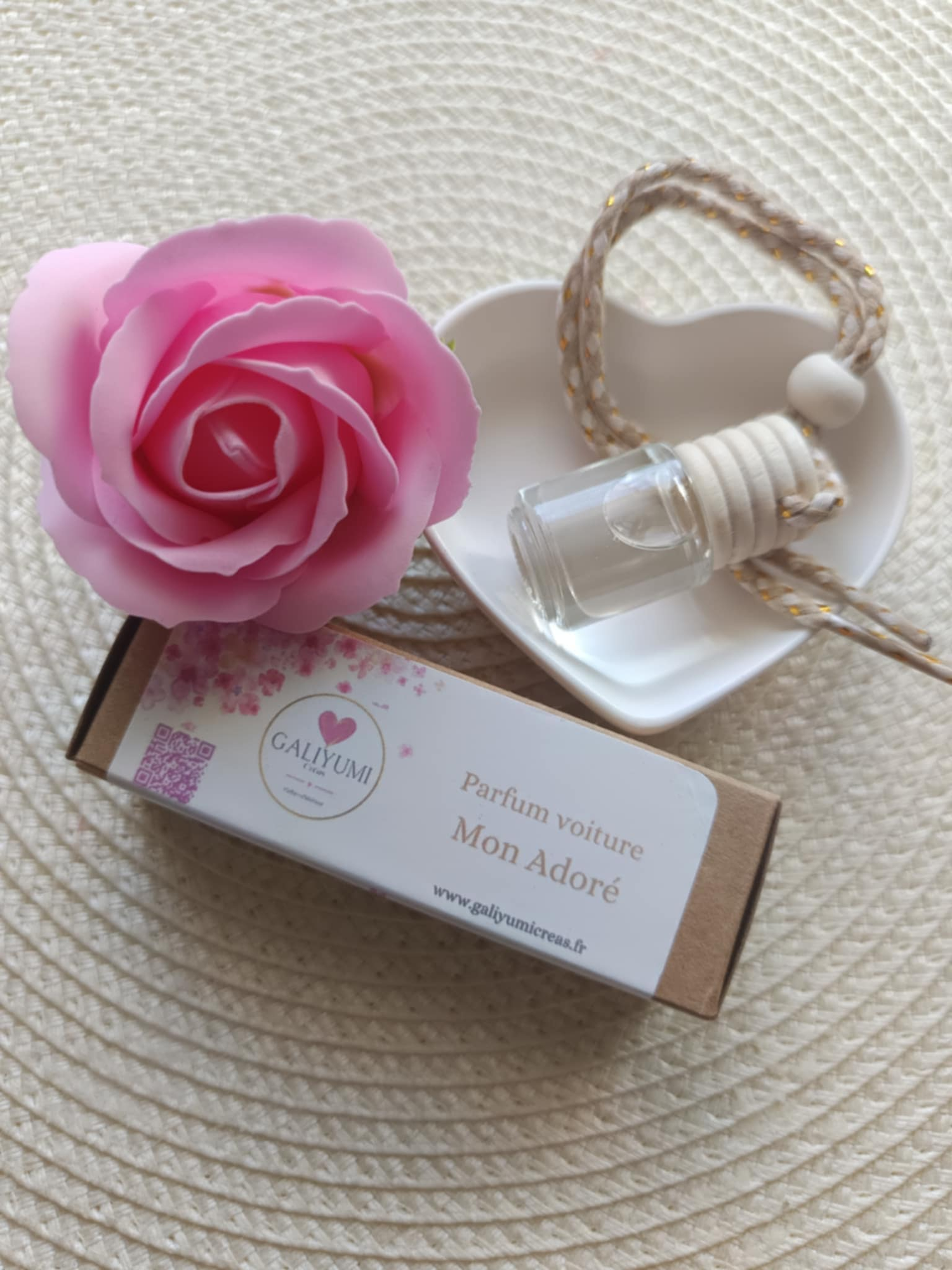 Parfum Voiture – Diffuseur Parfumé pour Rétroviseur | Galiyumi Créas