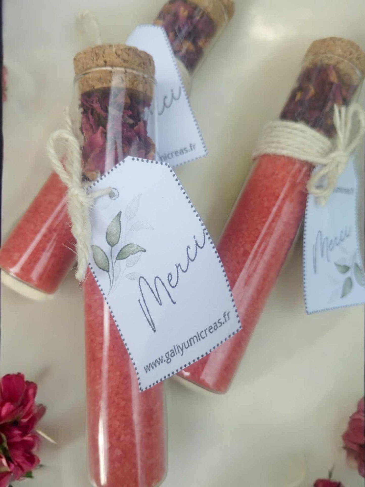 Fiole de Sel de Bain à la Rose avec Roses Séchées 70g (Min de 10 par commande)