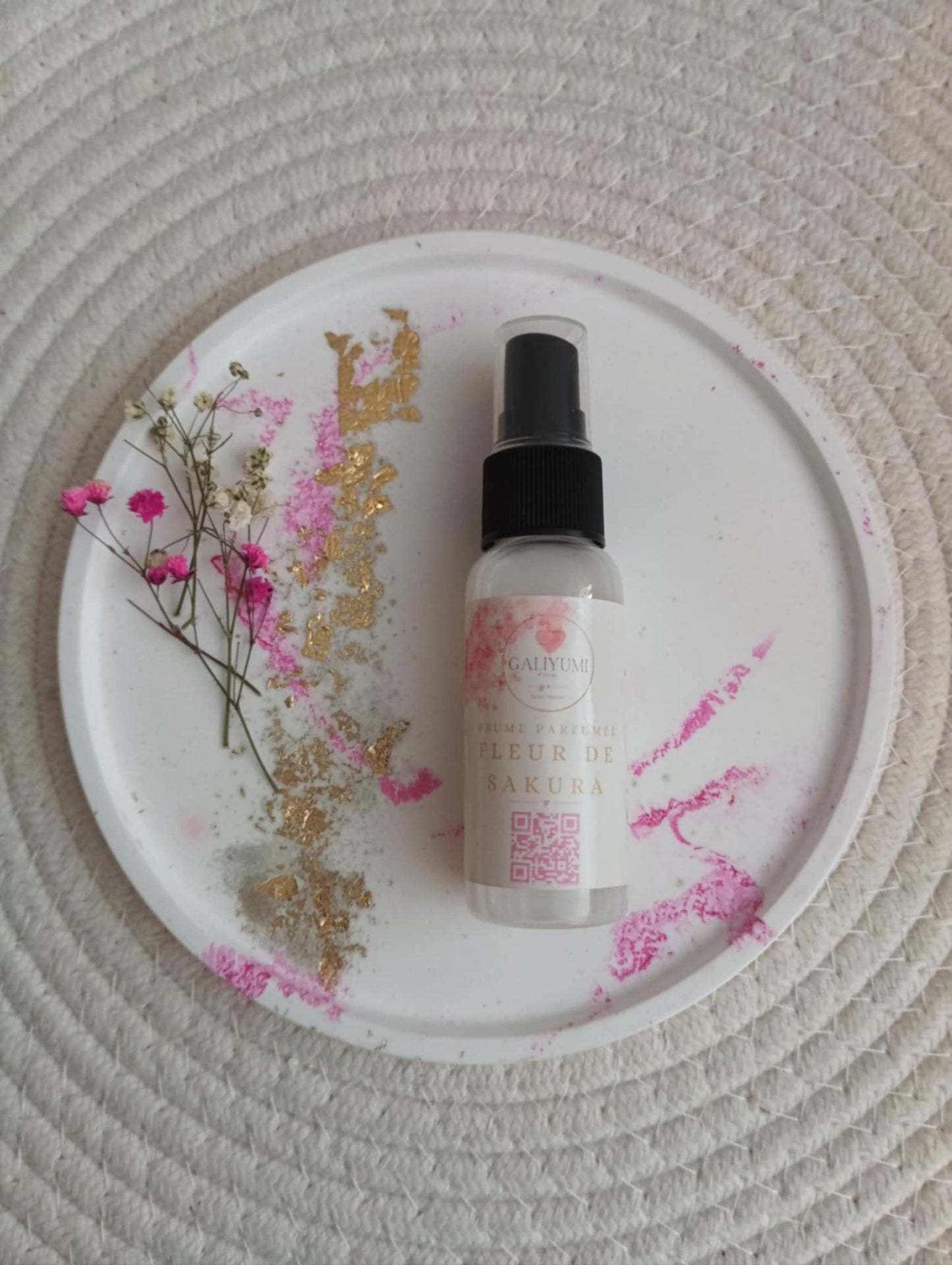 Brume parfumée textile 30ml Galiyumi Créas - Parfum de Grasse pour linge et maison